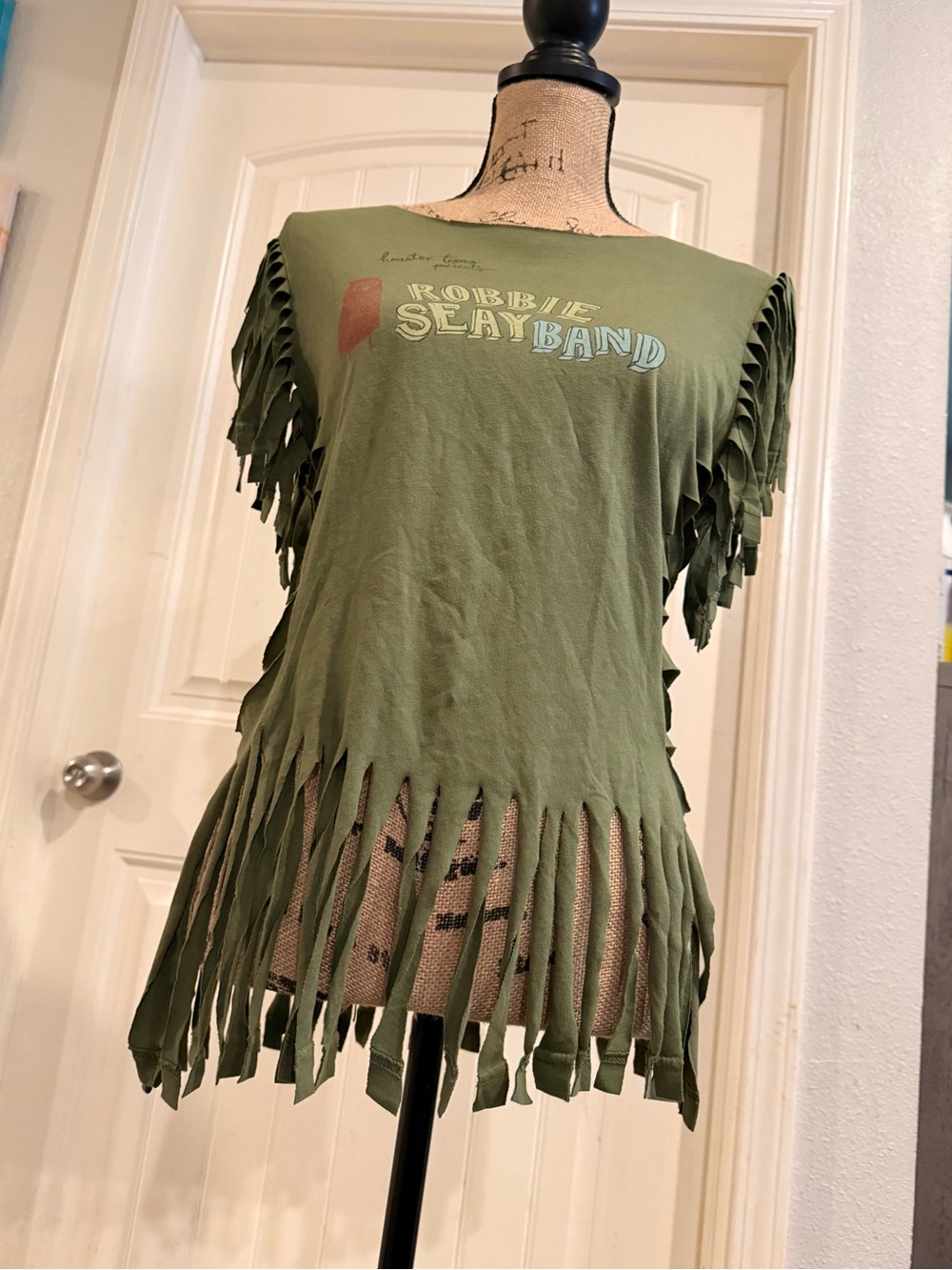 Upcycled Robbie Seay Band Fringe Tee – Medium